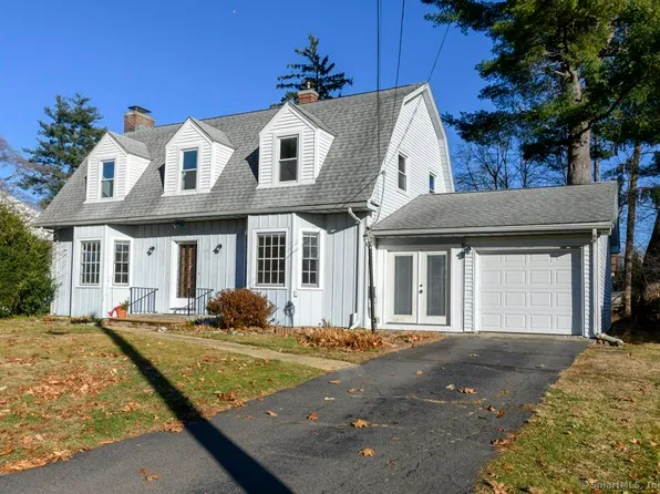 46 Beleden Gardens Drive, Bristol, CT 06010