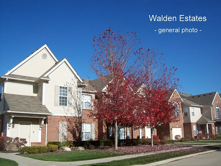 8280 Heywood Cir #2 — Photo 14