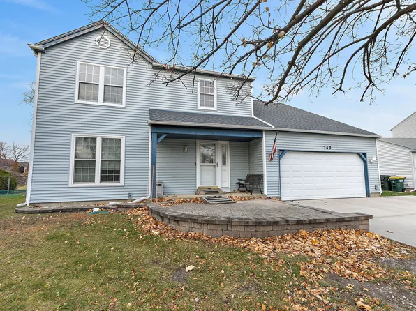 1340 Nantucket Ct, Carol Stream, IL 60188