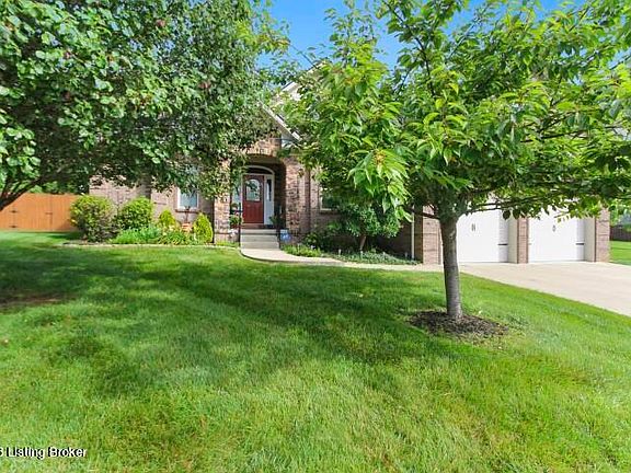 3rd image of 3008 Colonial Ct