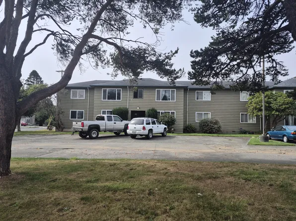 724 K St #3, Crescent City, CA 95531