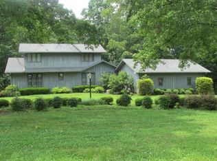 807 Shelby Ln, Bolivar, TN 38008