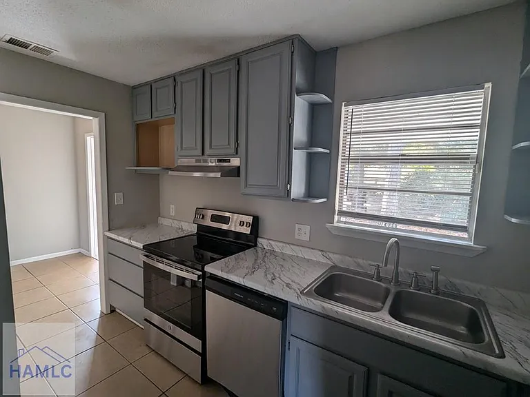 209 School House Rd — Photo 11