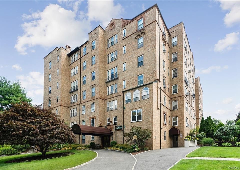 1st image of 490 Bleeker Ave