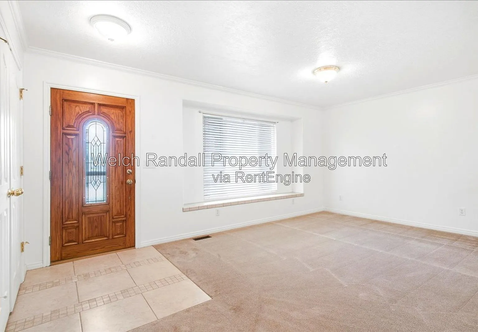 6 bed, 3.0 bath, 2601 sqft, $2,745 — Photo 3
