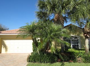 5815 Royal Club Dr, Boynton Beach, FL 33437