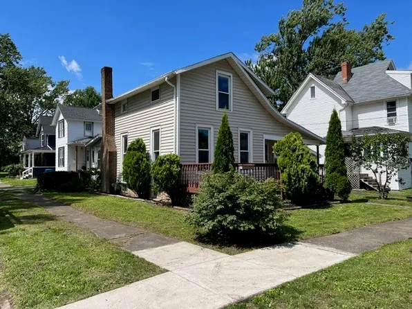 318 Catherine St, Medina, NY 14103
