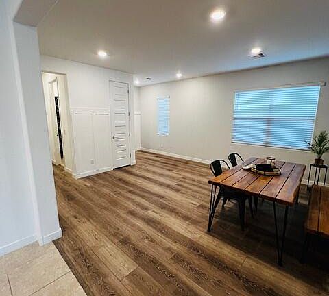 5th image of 9846 E TALON Avenue