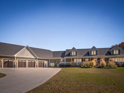 2160 E Jones Rd, Howell, MI, 48855