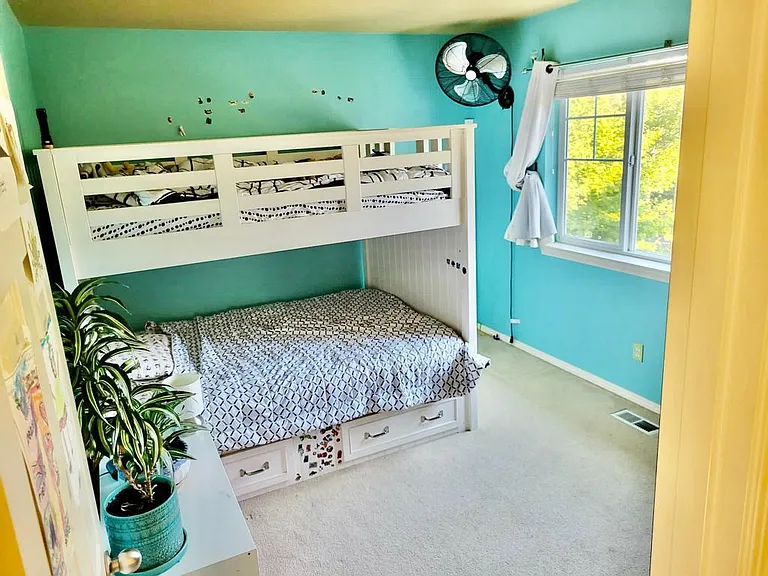 23022 SE 13th Way — Photo 9