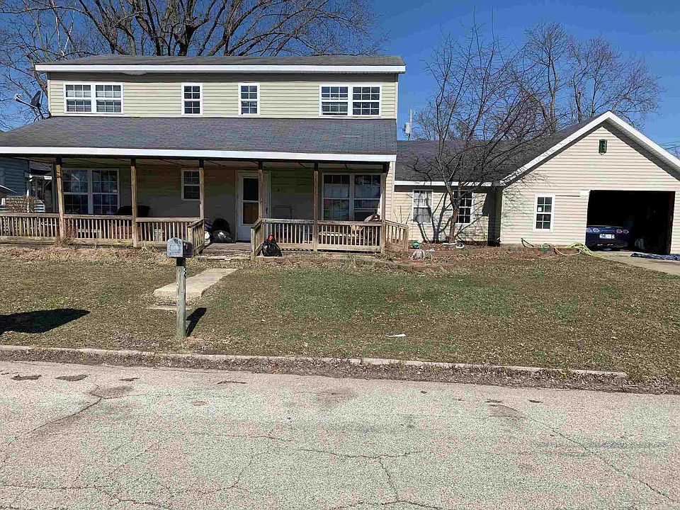 1st image of 806 W Commercial St