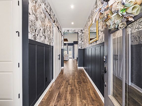 3rd image of 1715 Merkel Rd