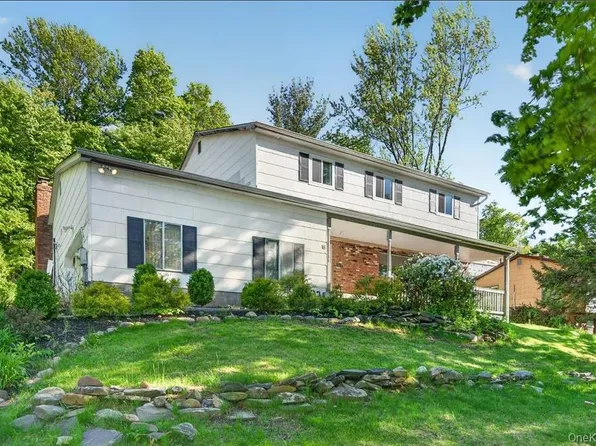 18 Arlington Drive, Monroe, NY 10950