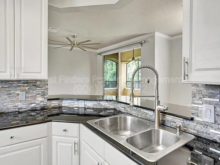 8539 Gate Pkwy W #1321 — Photo 13