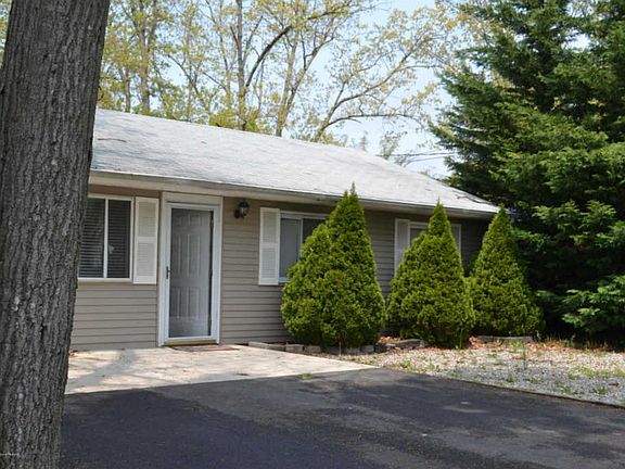 2nd image of 550 Sica Ln