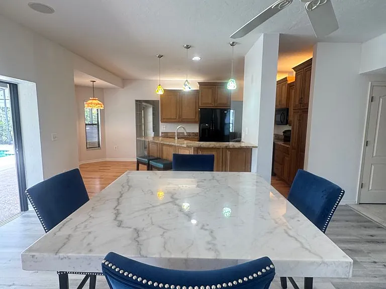 6077 Marella Dr — Photo 11