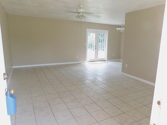 5th image of 1041 Eldron Blvd SE