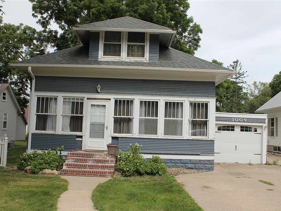 1st image of 1009 N 6th St