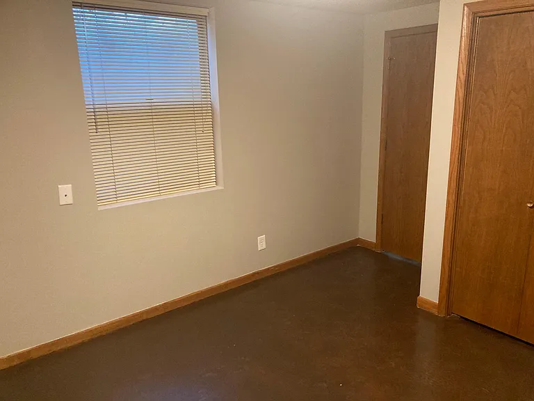 1511 N Lark Ln — Photo 26