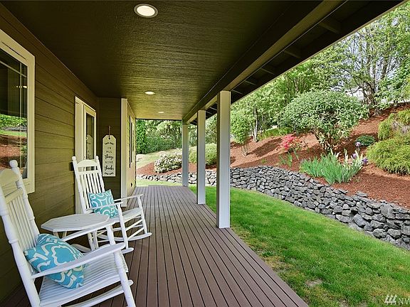 2nd image of 8141 Meyerwood Ln NE