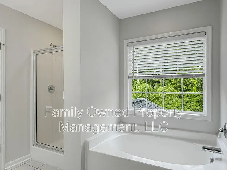 603 Pendleton Dr — Photo 24