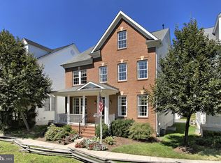 13939 Malcolm Jameson Way, Centreville, VA 20120