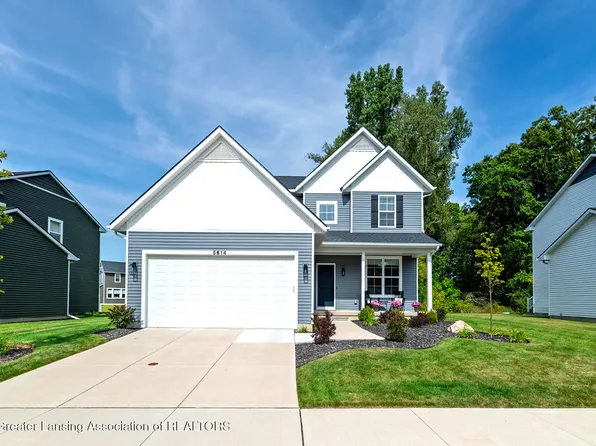 5614 Copper Creek Dr, Haslett, MI 48840