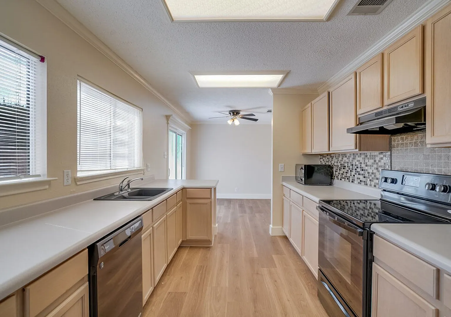 12920 Latchwood Ln, Austin, TX 78753 — Photo 3