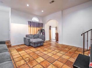 690 W 23rd St, San Pedro, CA 90731