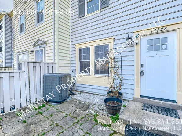 13228 Musicmaster Dr, Silver Spring, MD 20904