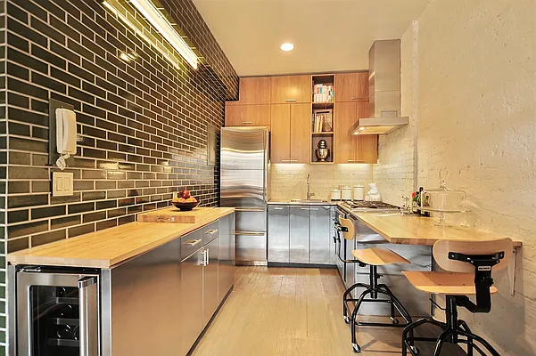 Sold by Corcoran | media 2