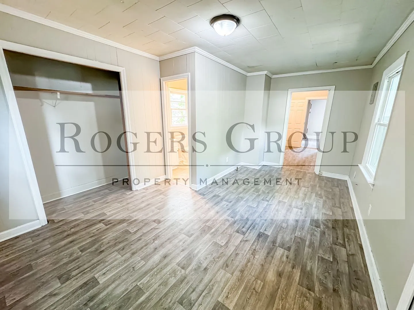 3 bed, 2.0 bath, $850 — Photo 2