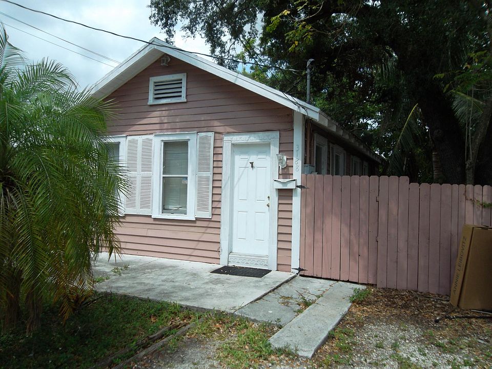1st image of 3188 Plaza St