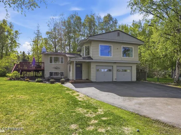 8336 Sundi Dr, Anchorage, AK 99502