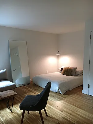 Rented by Stonehenge NYC LLC | media 3