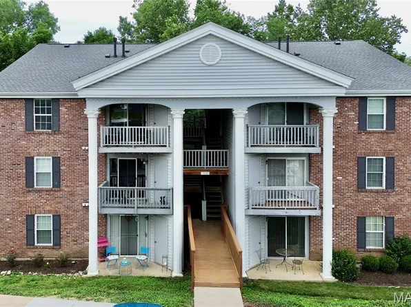 7519 Triwoods Dr APT K, Saint Louis, MO 63119
