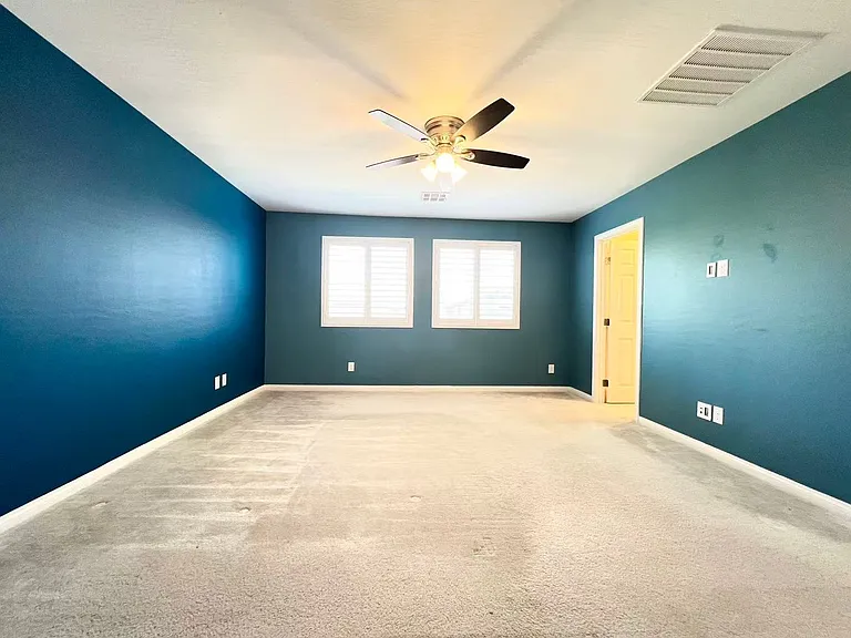 6625 Autumn Breeze St — Photo 22