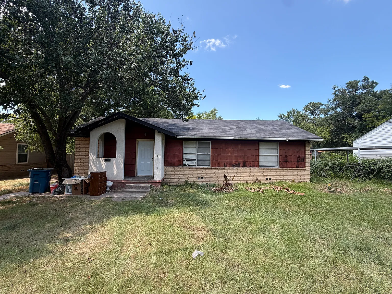 3 bed, 1125 sqft, $1,500 — Photo 1