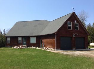 36506 E Lincoln Rd, Drummond Island, MI 49726