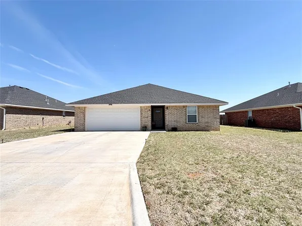 1712 Sommerset Pl, Altus, OK 73521