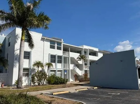 5959 Winkler Rd APT 212, Fort Myers, FL 33919