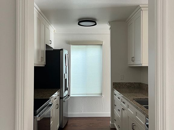 5th image of 1605 S Eliseo Dr #X