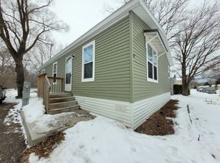 47 116th Ave NE #411, Minneapolis, MN 55434