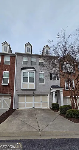 6150 Indian Wood Cir SE Photo 1