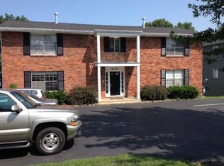 9325 Nieman Rd, Overland Park, KS 66214