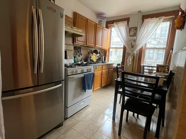 41-25 52nd Street image 27 of 54