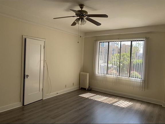 5th image of 424 S New Hampshire Ave #200