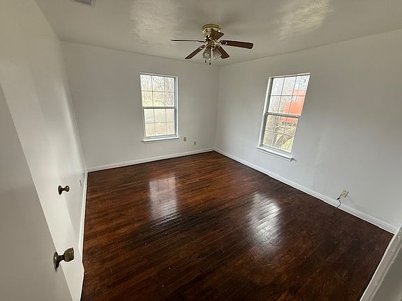 3rd image of 619 N 2nd St