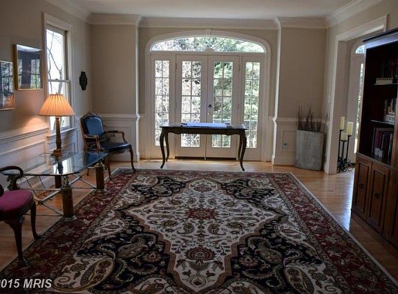5th image of 1608 Maddux Ln