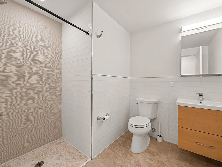 333 Newark Ave #306 — Photo 6